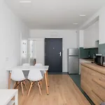 Comfort Modern By Bookinghost
