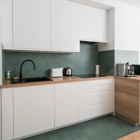 Comfort Modern By Bookinghost * ורשה