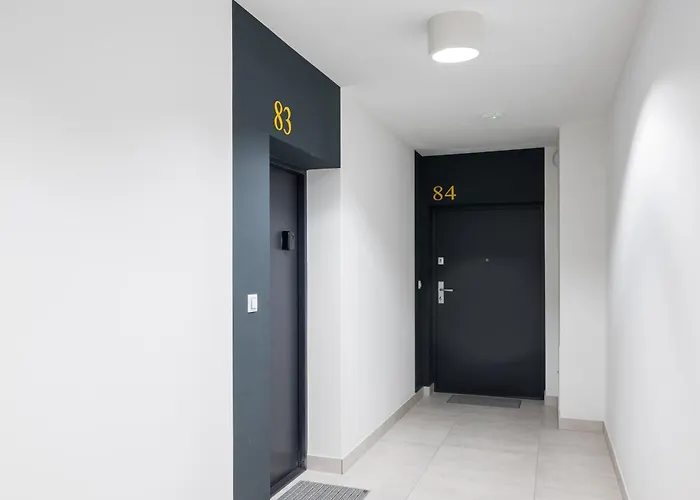 Comfort Modern By Bookinghost Apartamento *